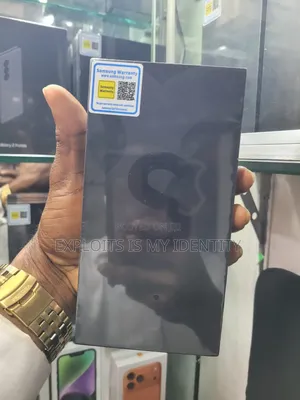 New Samsung Galaxy S22+ 5G 256 GB Black