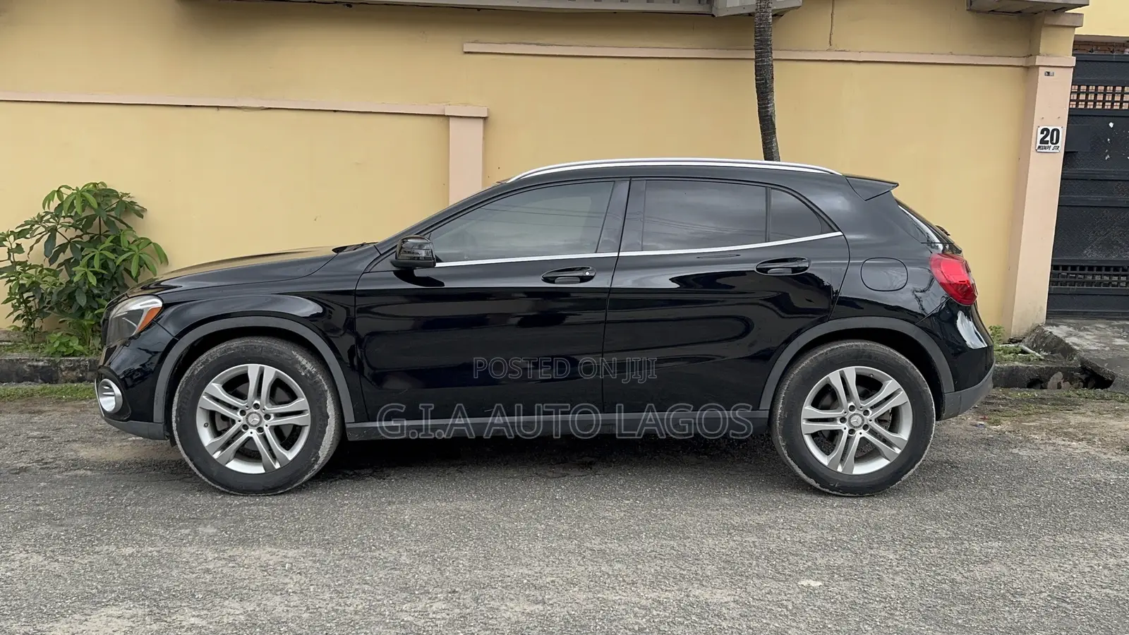 Mercedes-Benz GLA-Class 2018 Black