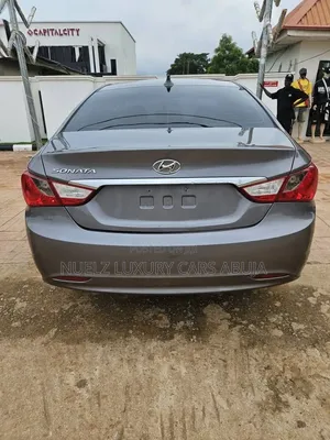 Hyundai Sonata GLS Sedan FWD (2.4L 4cyl 6A) 2013 Gray