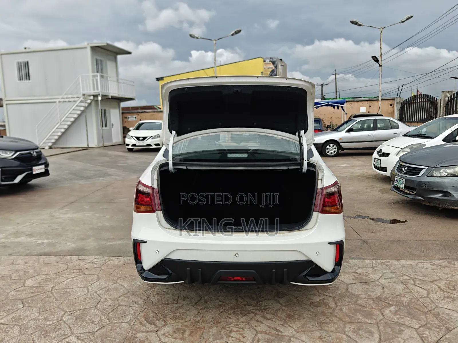 New Aeolus E70 2025 White