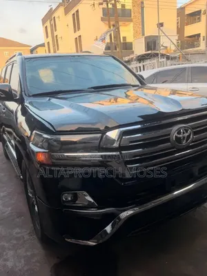 Toyota Land Cruiser 4.5 V8 GX-R 2014 Black