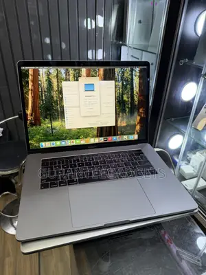 Laptop Apple MacBook Pro 2018 16GB Intel Core i7 SSD 1T