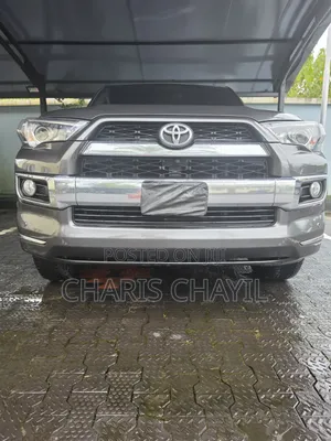Toyota 4-Runner Limited 4dr SUV (4.0L 6cyl 5A) 2015 Gray