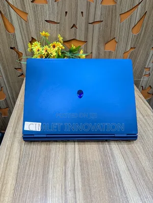 New Laptop Alienware 16 Aurora 16GB Intel Core Ultra 7 SSD 1T