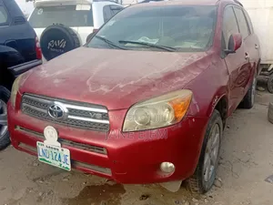 Toyota RAV4 2008 Red