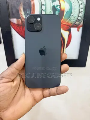 Apple iPhone 15 128 GB Black