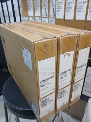 New Laptop HP 14-ep0063 12GB Intel Core 3 SSD 512GB