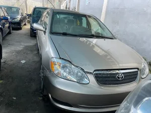 Toyota Corolla 2007 Gold