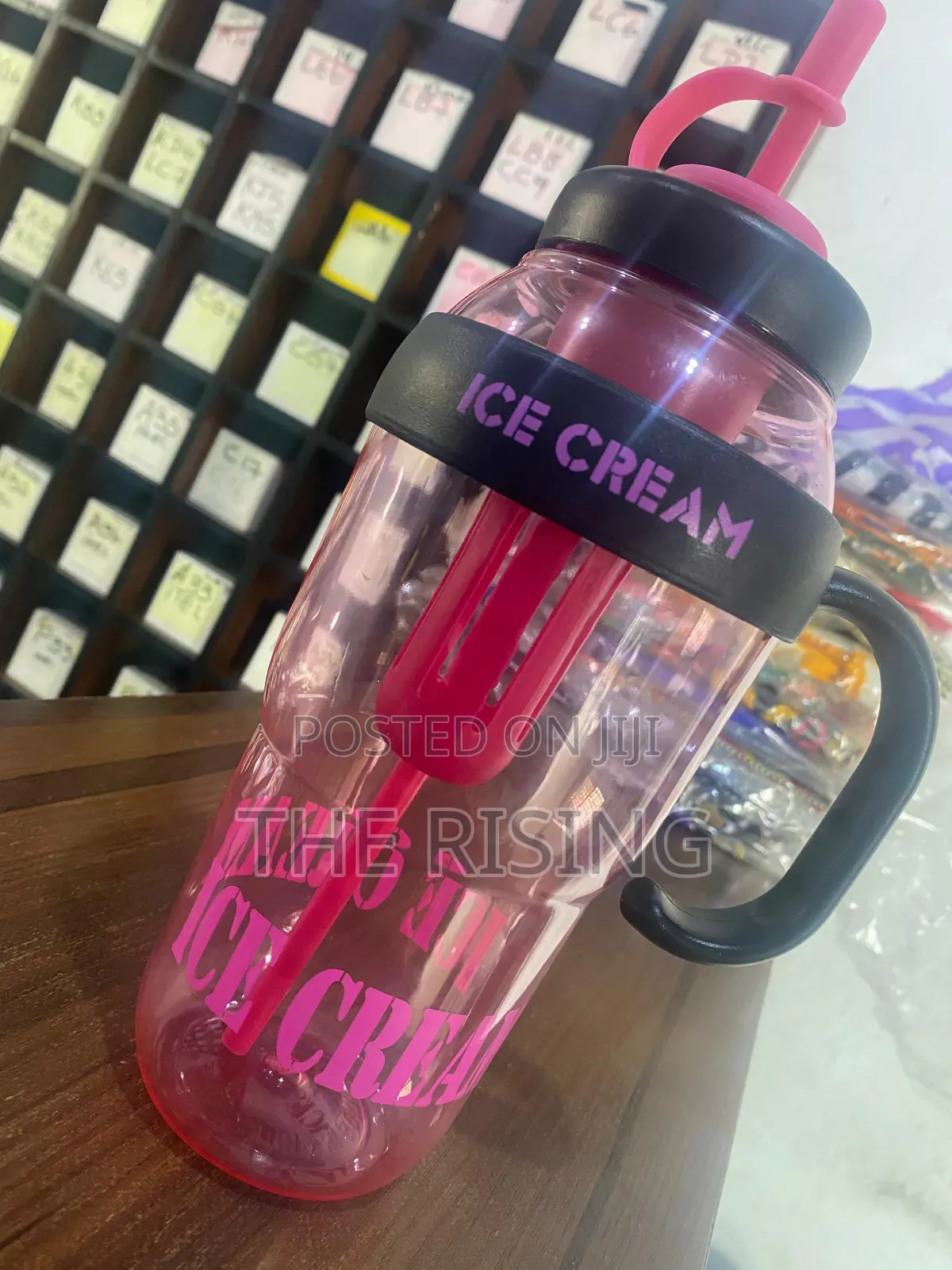 Female Water Bottle/Can