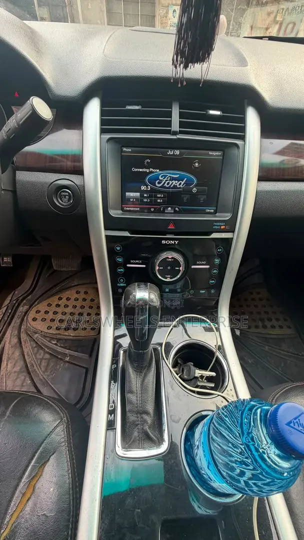 Ford Edge 2012 Silver