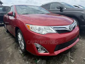 Toyota Camry 2014 Red