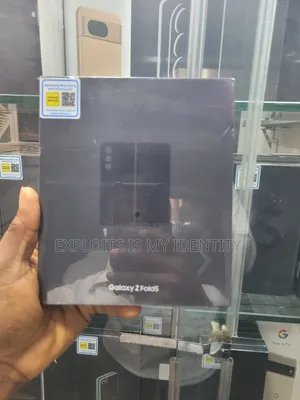 New Samsung Galaxy Z Fold 5 256 GB Black