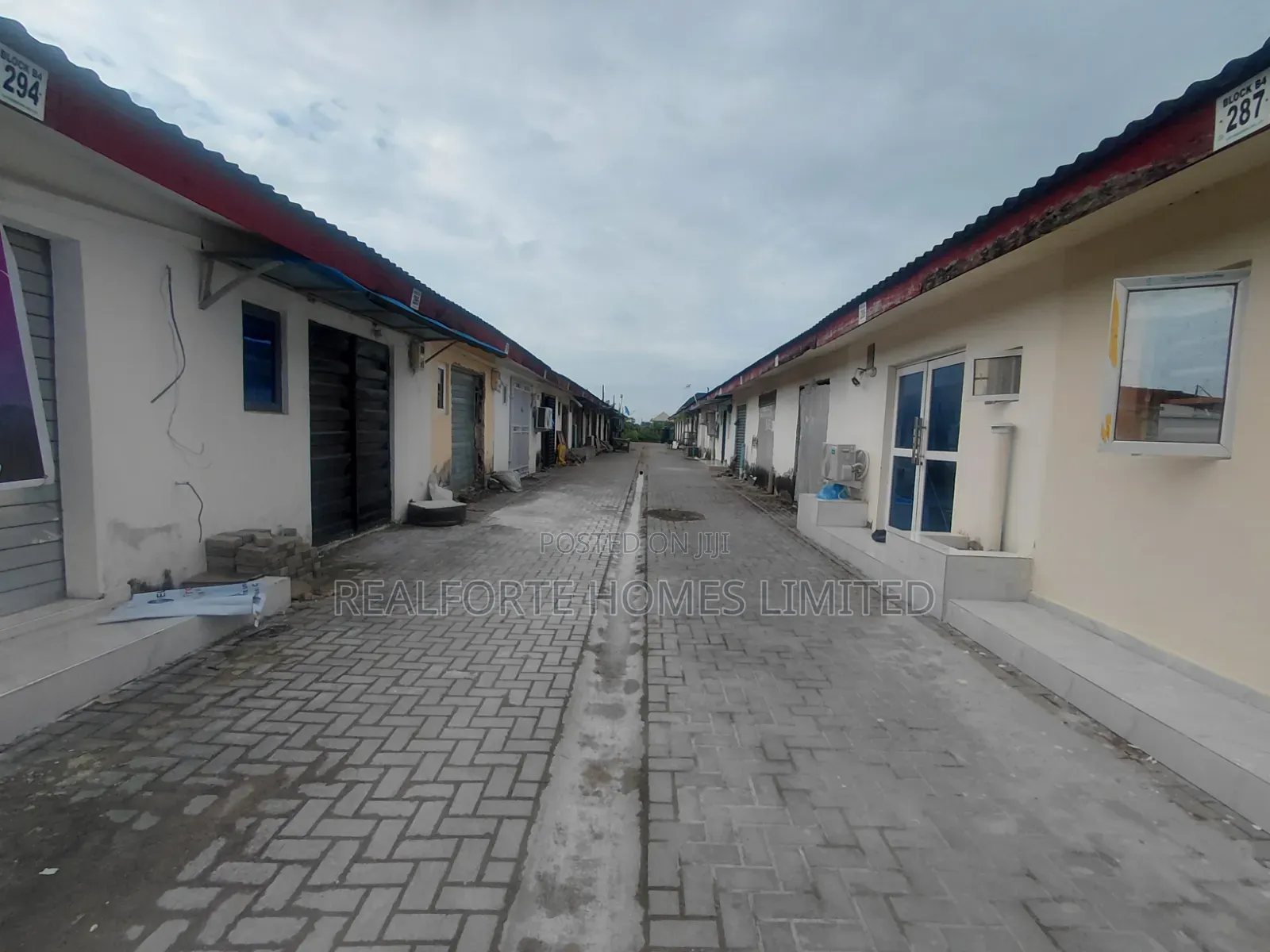 50sqm Double Carcass Shop