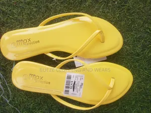 Ladies Slippers/Slides