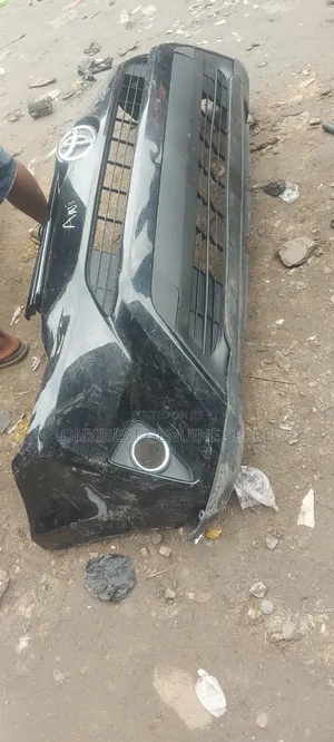 Complete Front Bumper Rav4 2017 Tokunbo