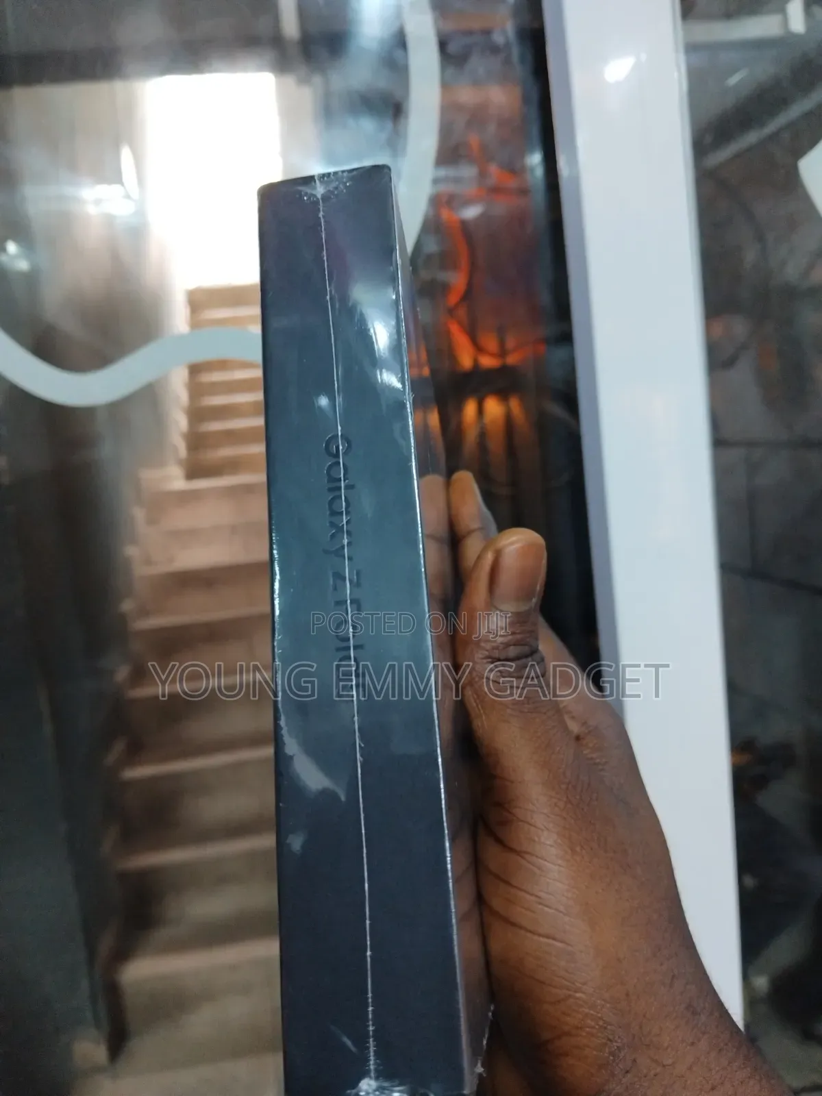 New Samsung Galaxy Fold 5G 512 GB Blue