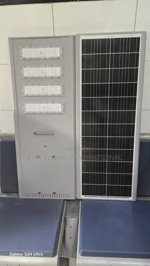 Pentagon Solar Industrial Street Light