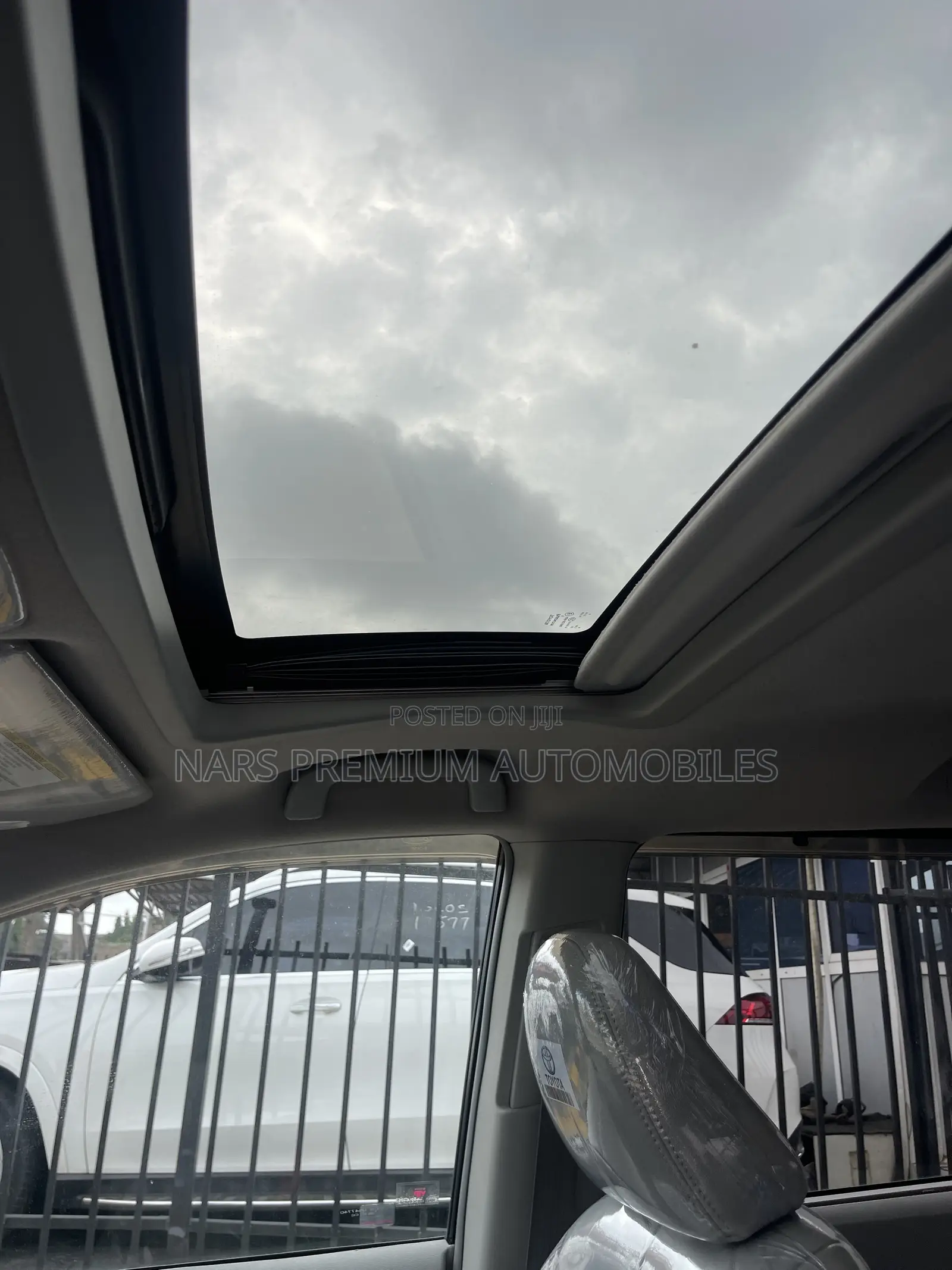 Toyota Sienna XLE 8 Passenger 2011 Gray