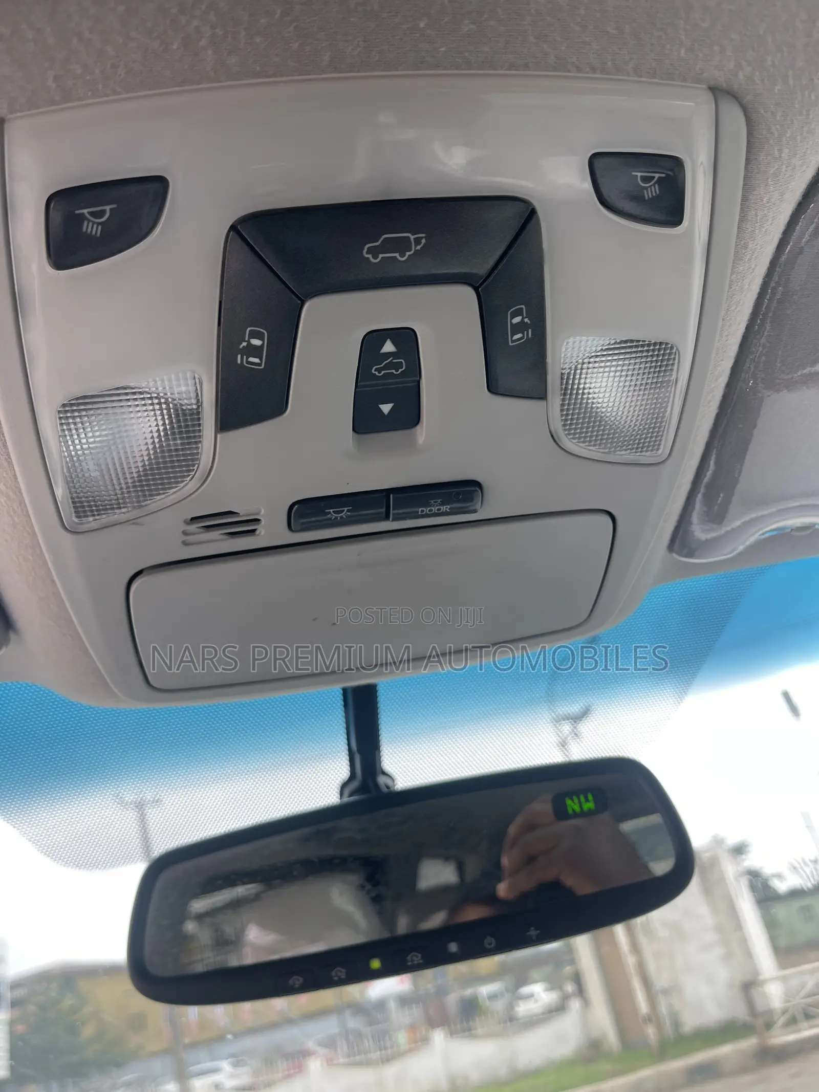 Toyota Sienna XLE 8 Passenger 2011 Gray