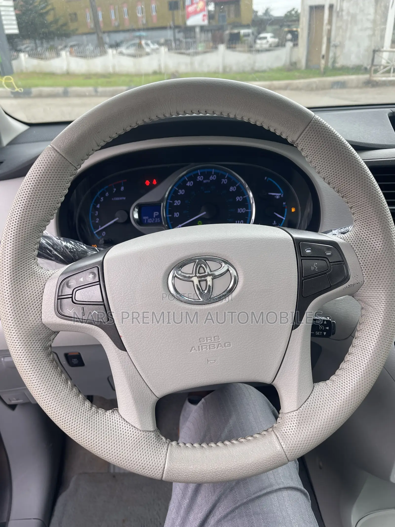 Toyota Sienna XLE 8 Passenger 2011 Gray