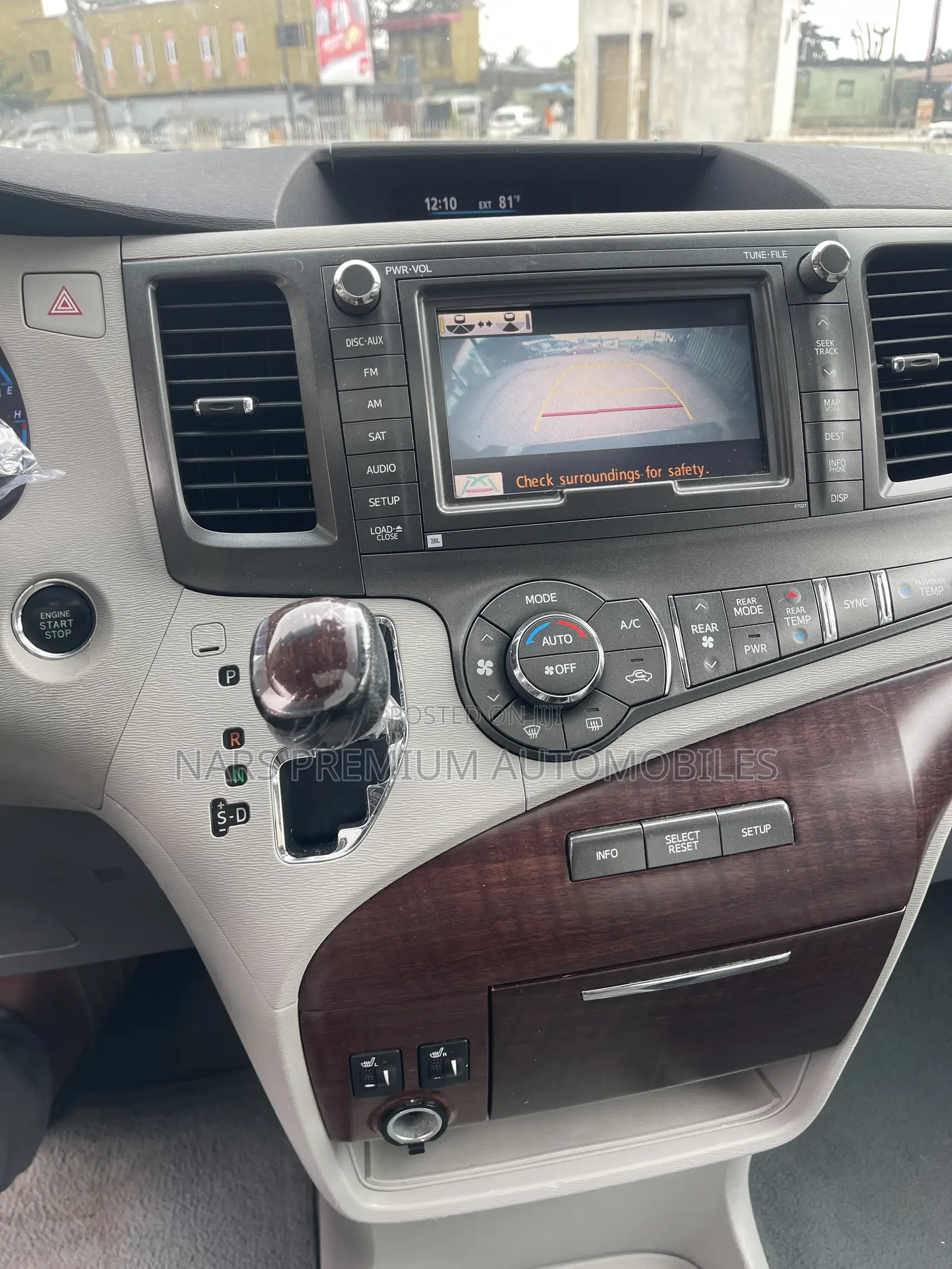 Toyota Sienna XLE 8 Passenger 2011 Gray