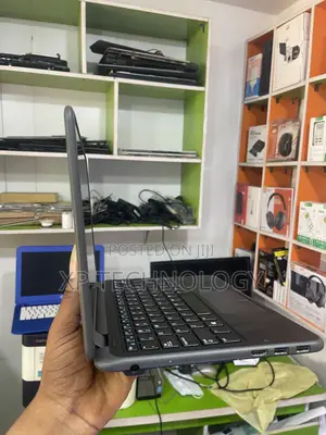 Laptop Dell Latitude 3190 2-in-1 4GB Intel Pentium SSD 128GB