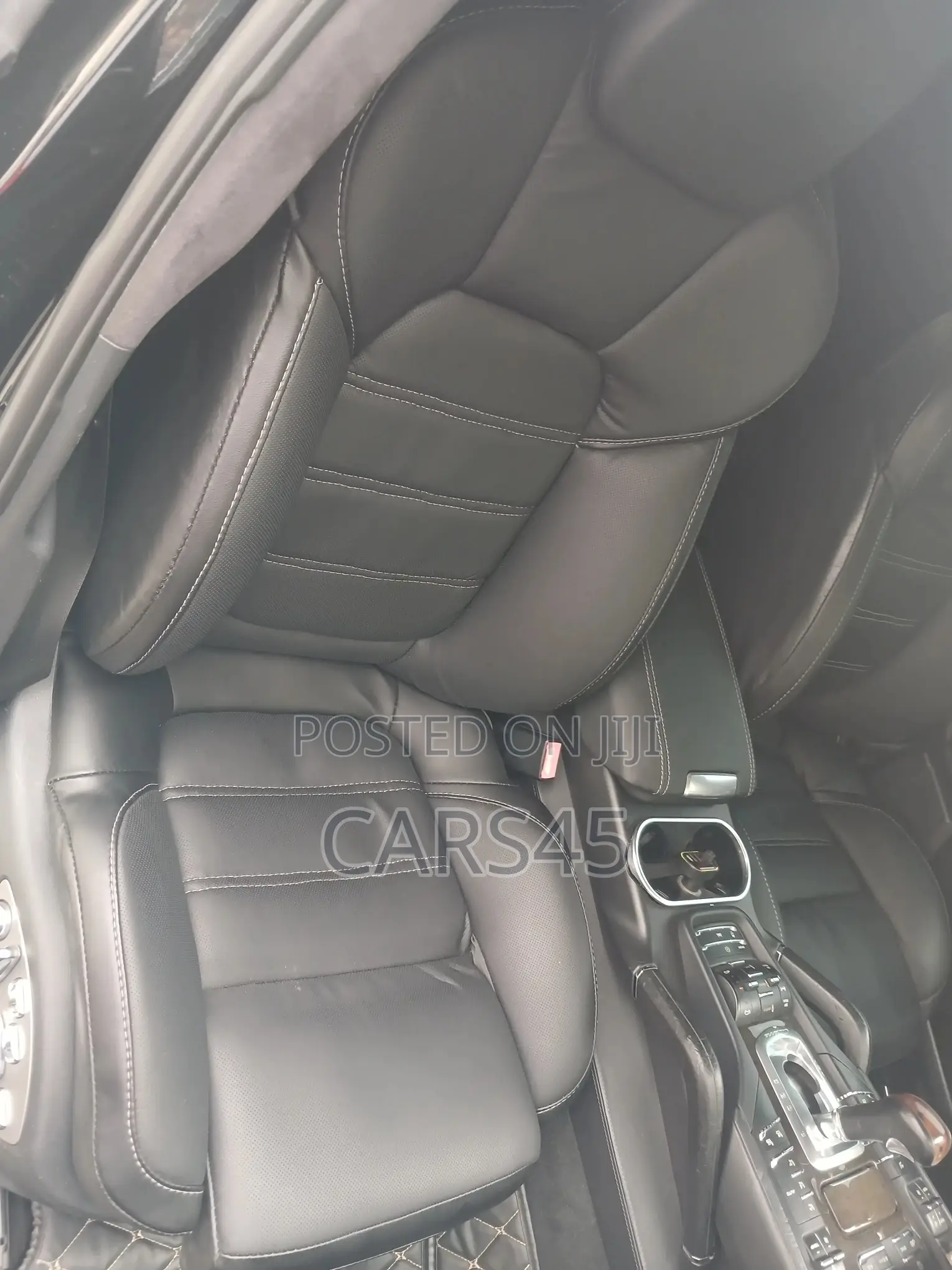 Porsche Cayenne Turbo 2011 Black