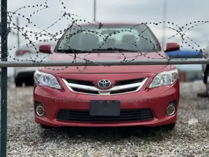Toyota Corolla LE 4dr Sedan (1.8L 4cyl 4A) 2011 Red