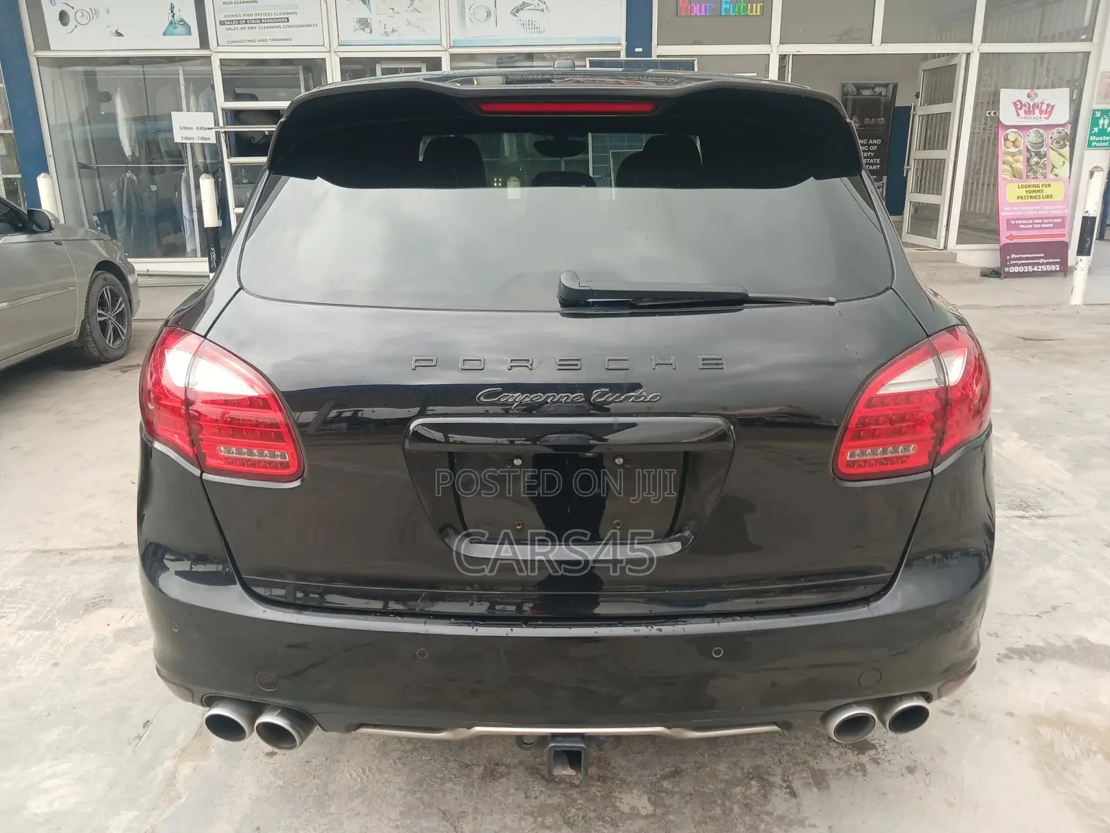 Porsche Cayenne Turbo 2011 Black