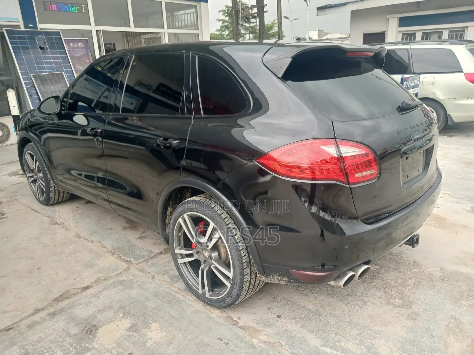 Porsche Cayenne Turbo 2011 Black