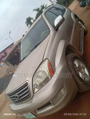Lexus GX 470 2008 Gold