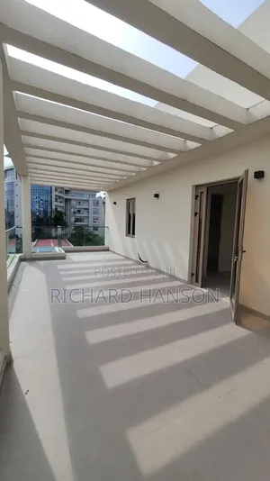 5bdrm Duplex in Banana Island for rent
