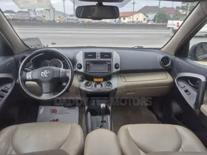 Toyota RAV4 3.5 Limited 4x4 2012 Gray