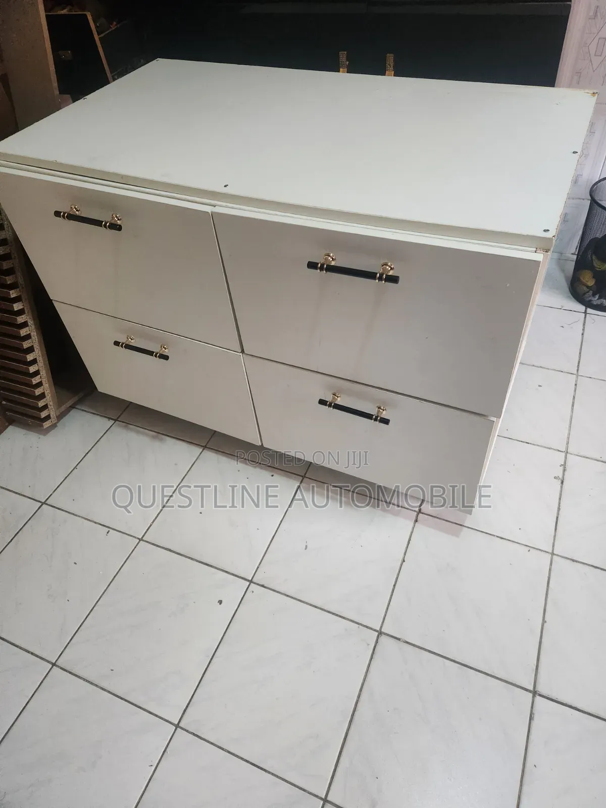 4 Drawers Filing Cabinet