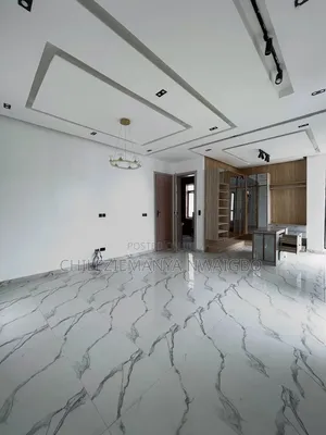 5bdrm Duplex in Chevron for rent