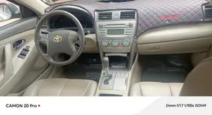 Toyota Camry 2008 Gold