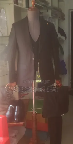 Mario Casas Suit