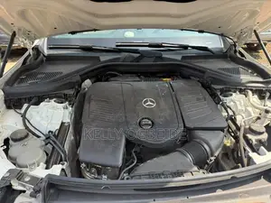 Mercedes-Benz GLC-Class 2023 White