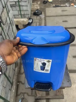 Plastic Bristar Pedal Waste Bin