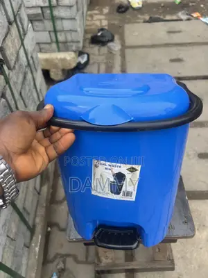 Plastic Bristar Pedal Waste Bin