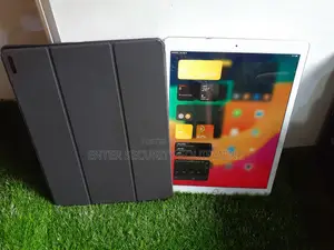 Apple iPad Pro 64 GB Silver