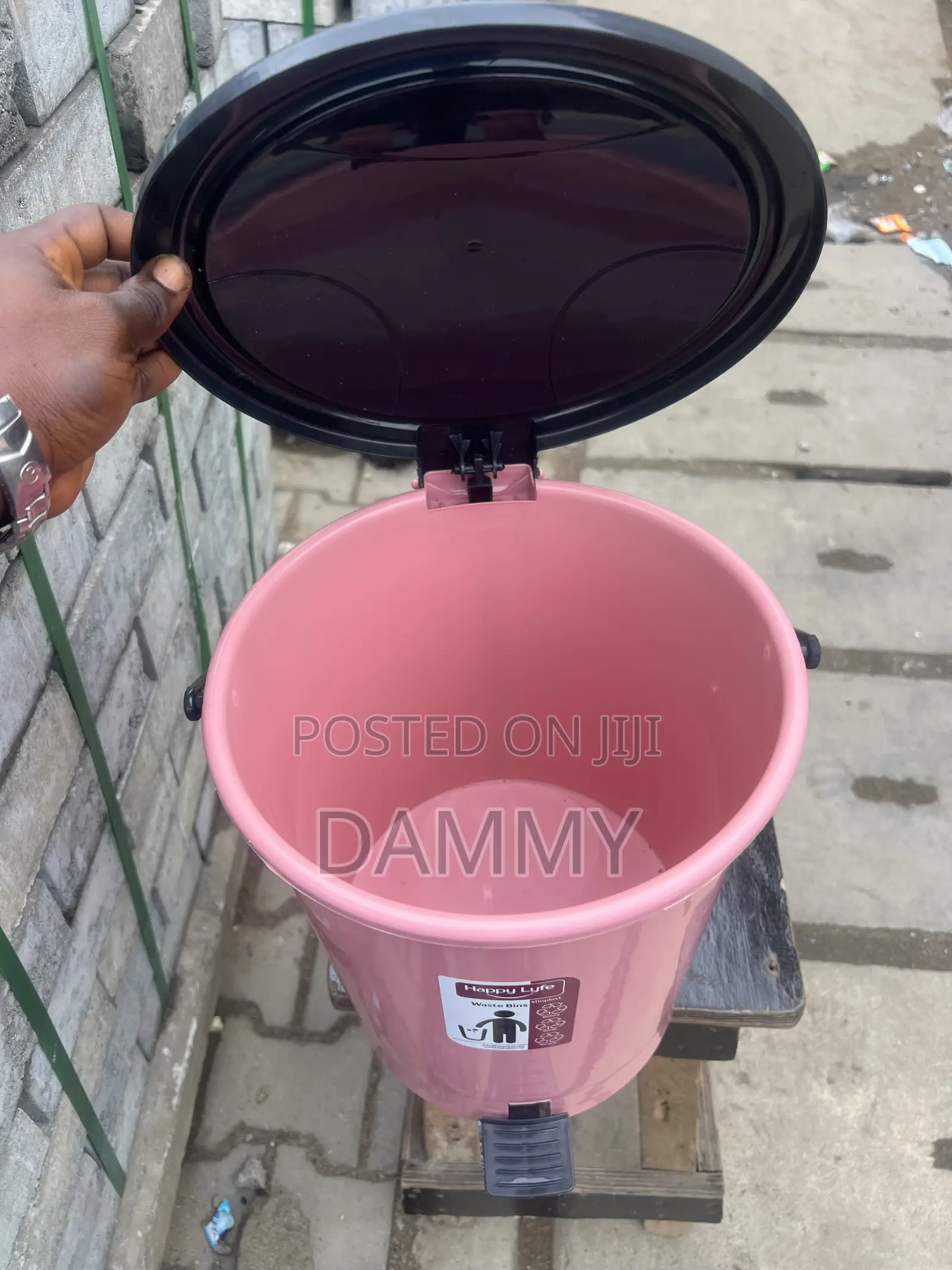 Plastic Bristar Pedal Waste Bin