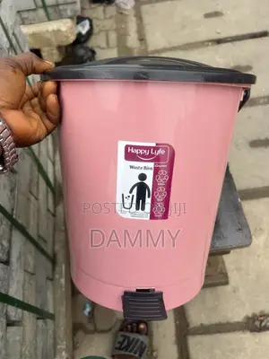 Plastic Bristar Pedal Waste Bin