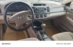 Toyota Camry 2004 Gold