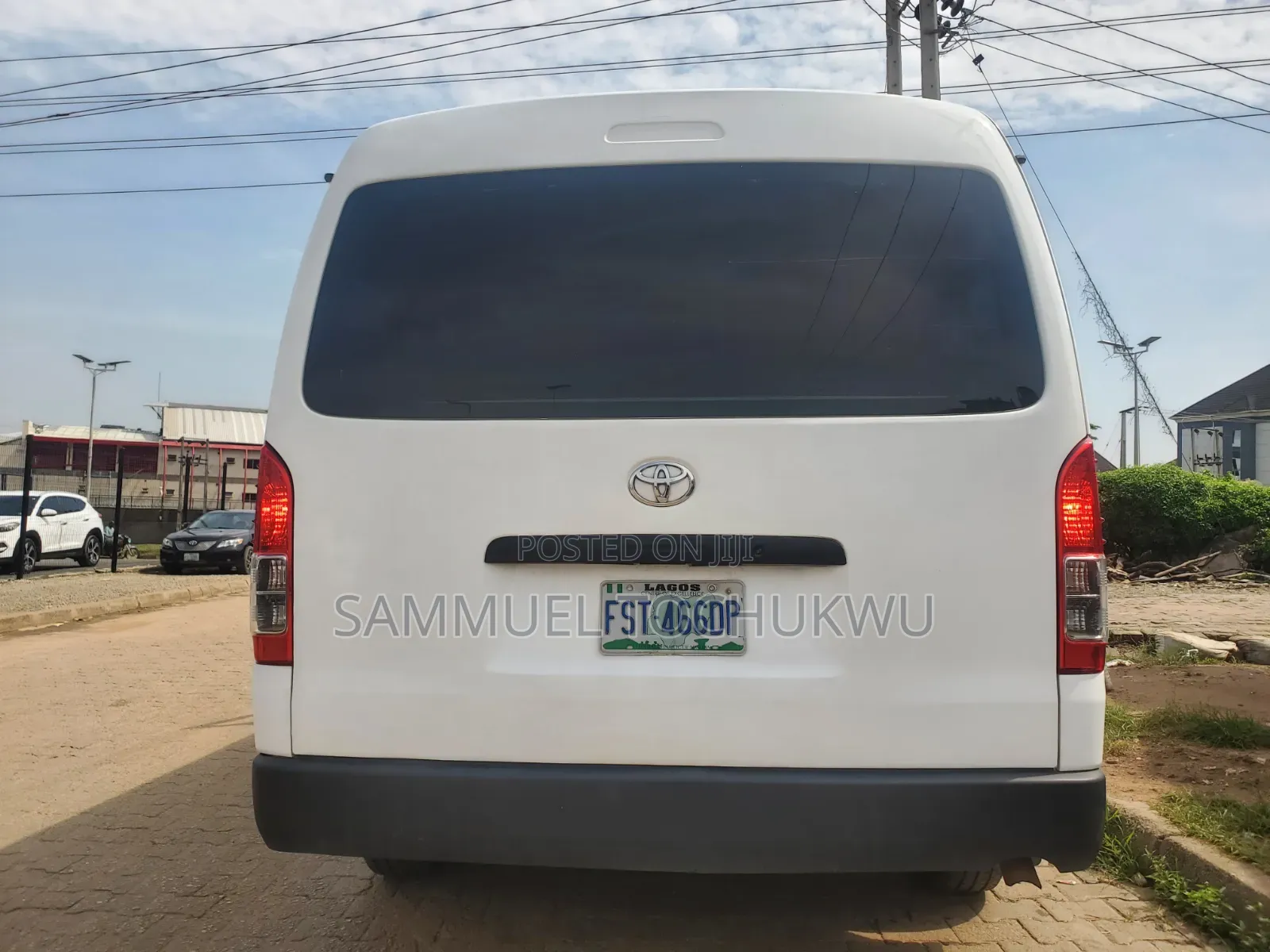 Toyota HiAce 2010 White
