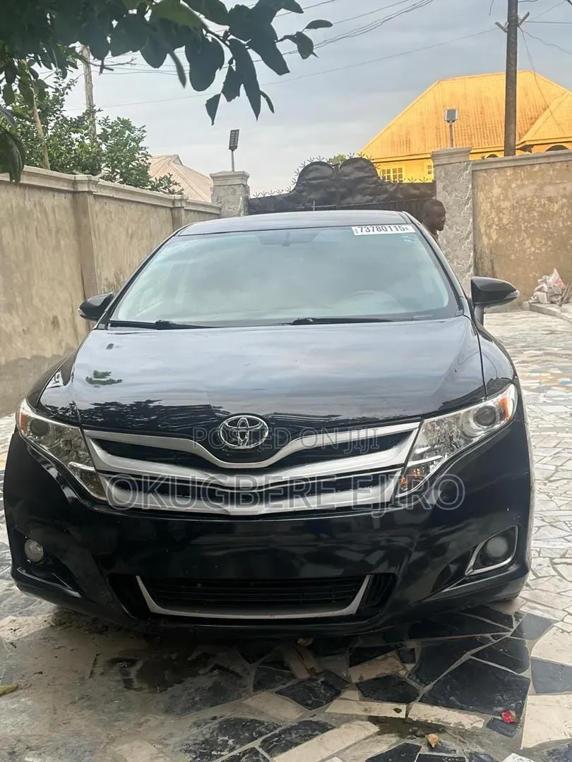 Toyota Venza 2016 Black