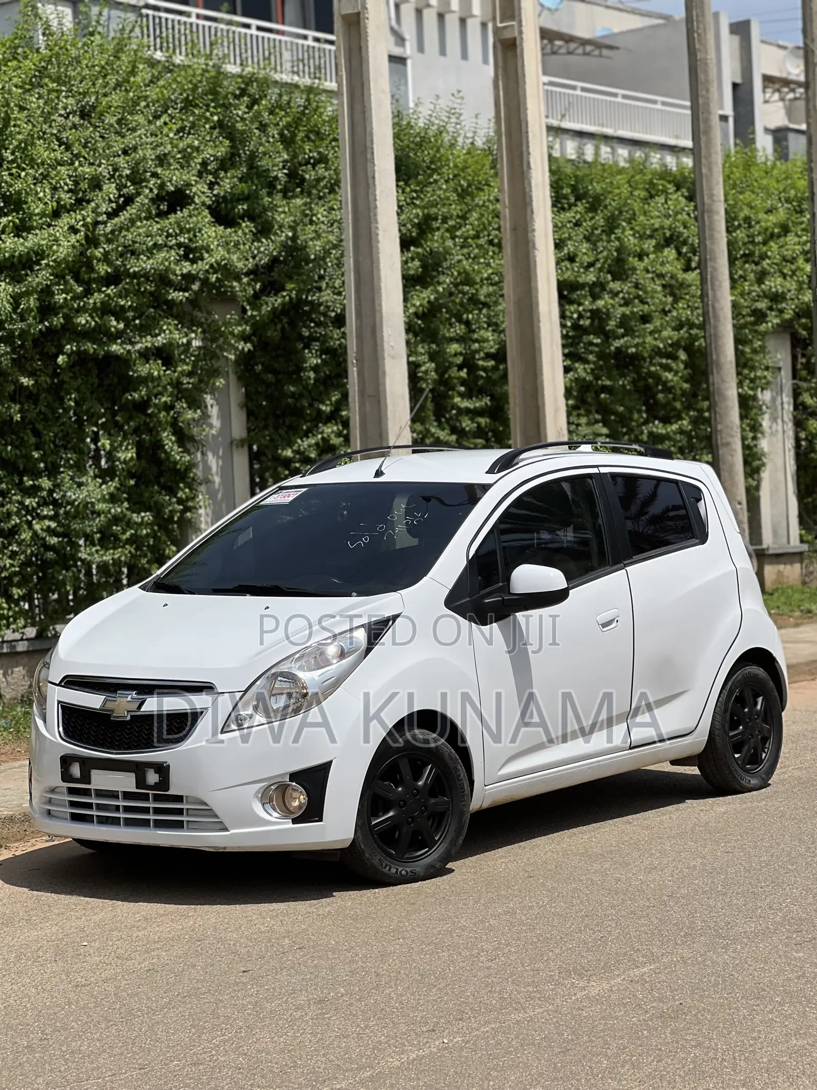 Chevrolet Spark 2012 White