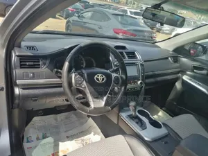 Toyota Camry LE 4dr Sedan (2.5L 4cyl 6A) 2012 Silver
