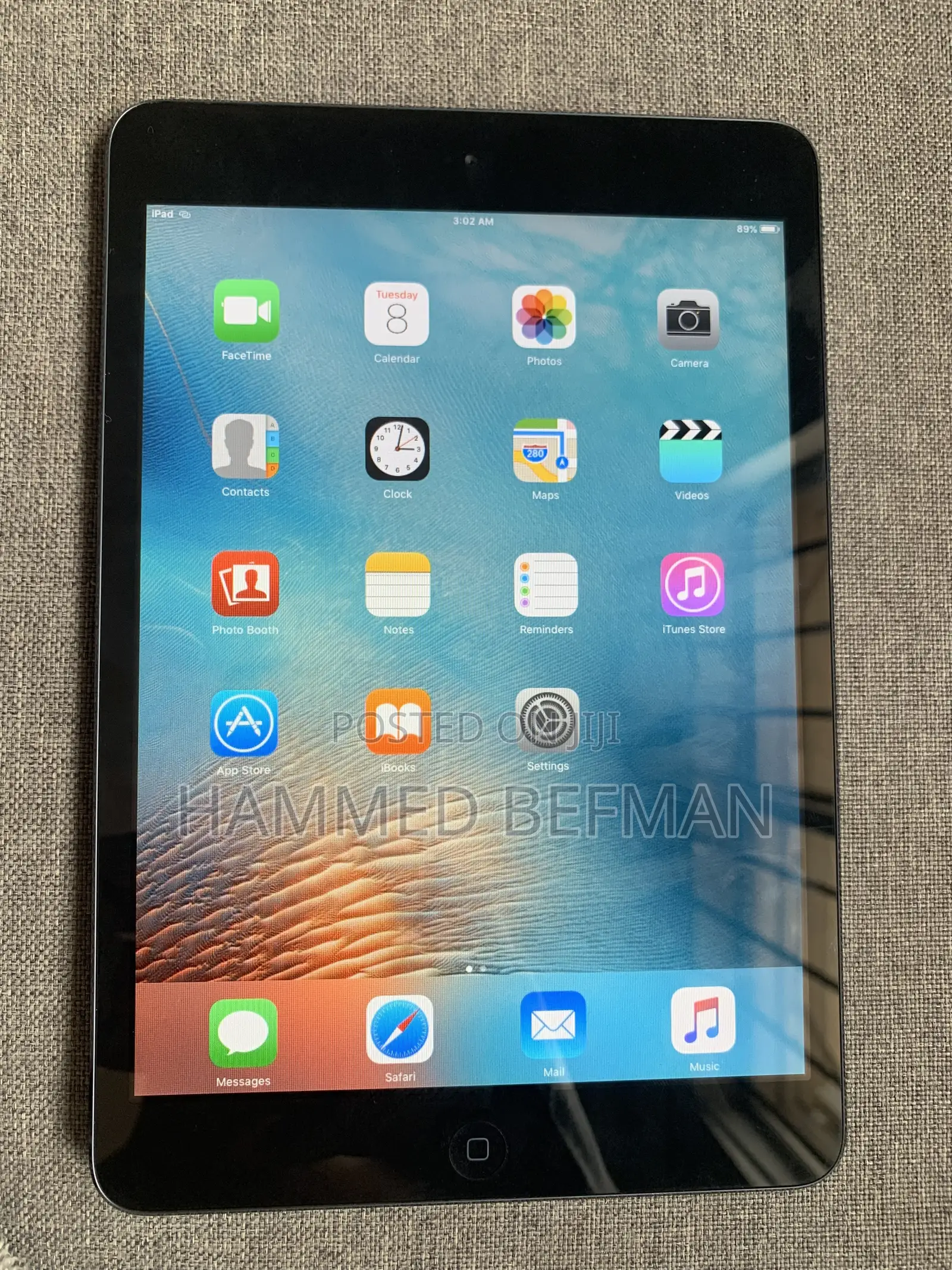 Apple iPad Wi-Fi 16 GB Gray