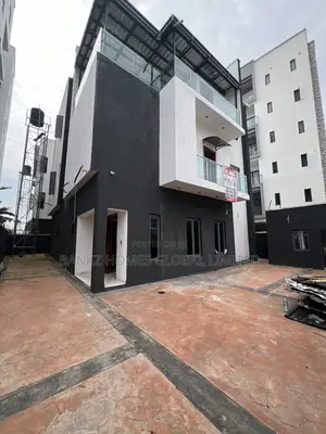 5bdrm Duplex in Lekki Phase 1 for sale